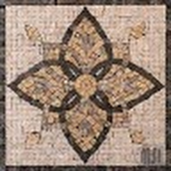 Meet your Posher, Holly - Picture 1 of 1